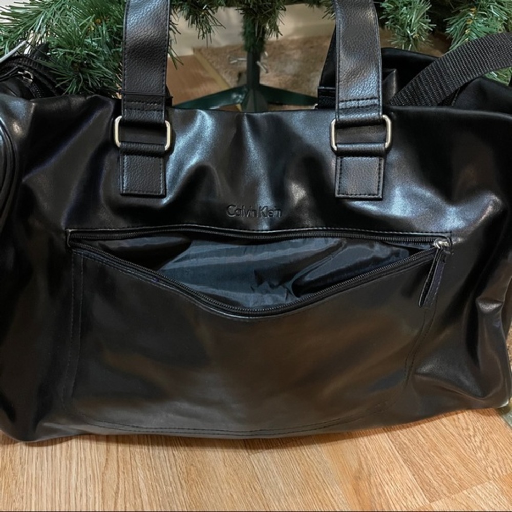 Calvin Klein Bag - Picture 3 of 10